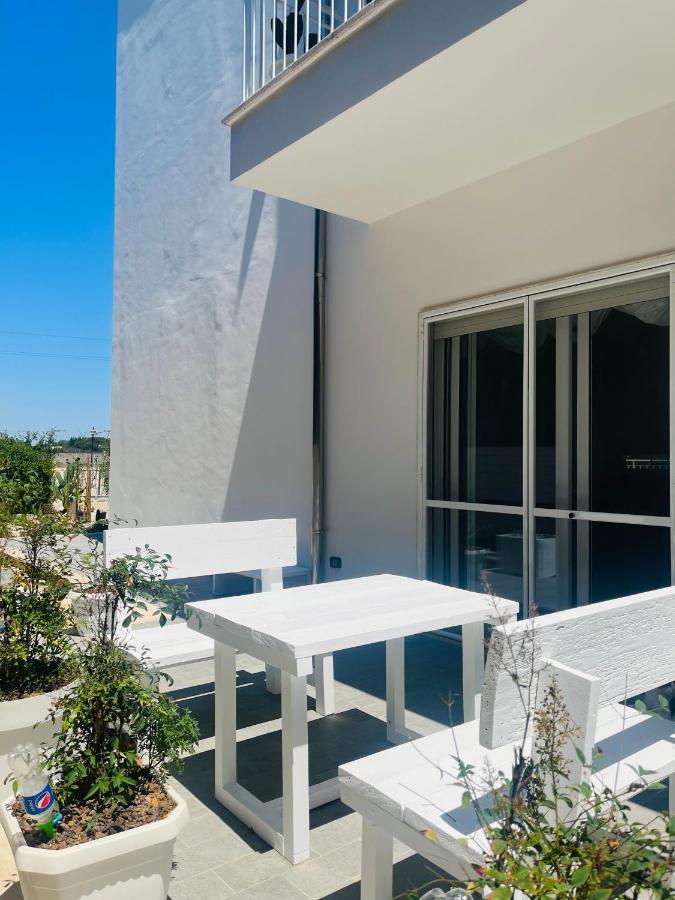 לינה וארוחת בוקר לצ'ה La Casa Di Nina מראה חיצוני תמונה